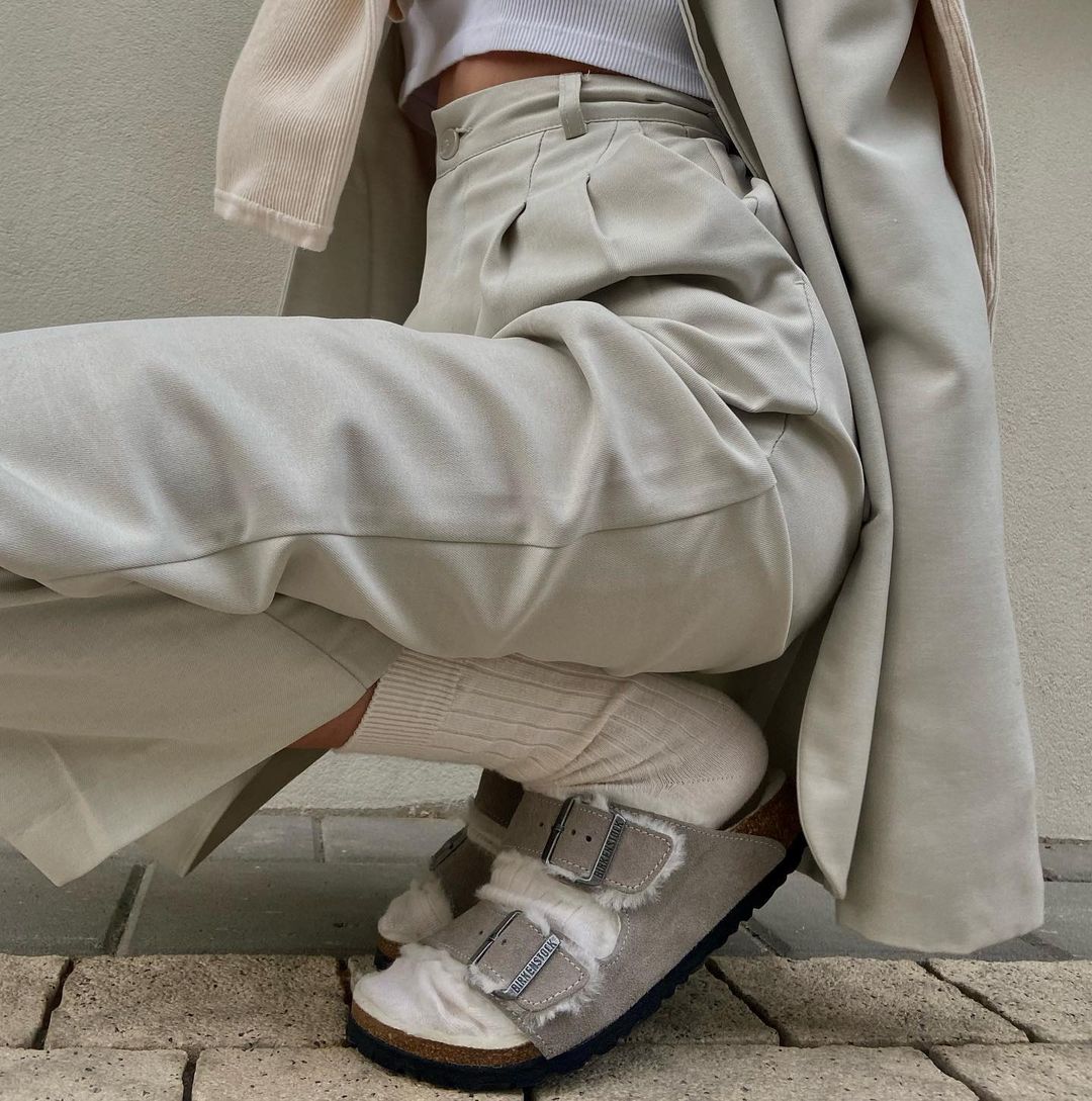 Arizona Shearling Iron W